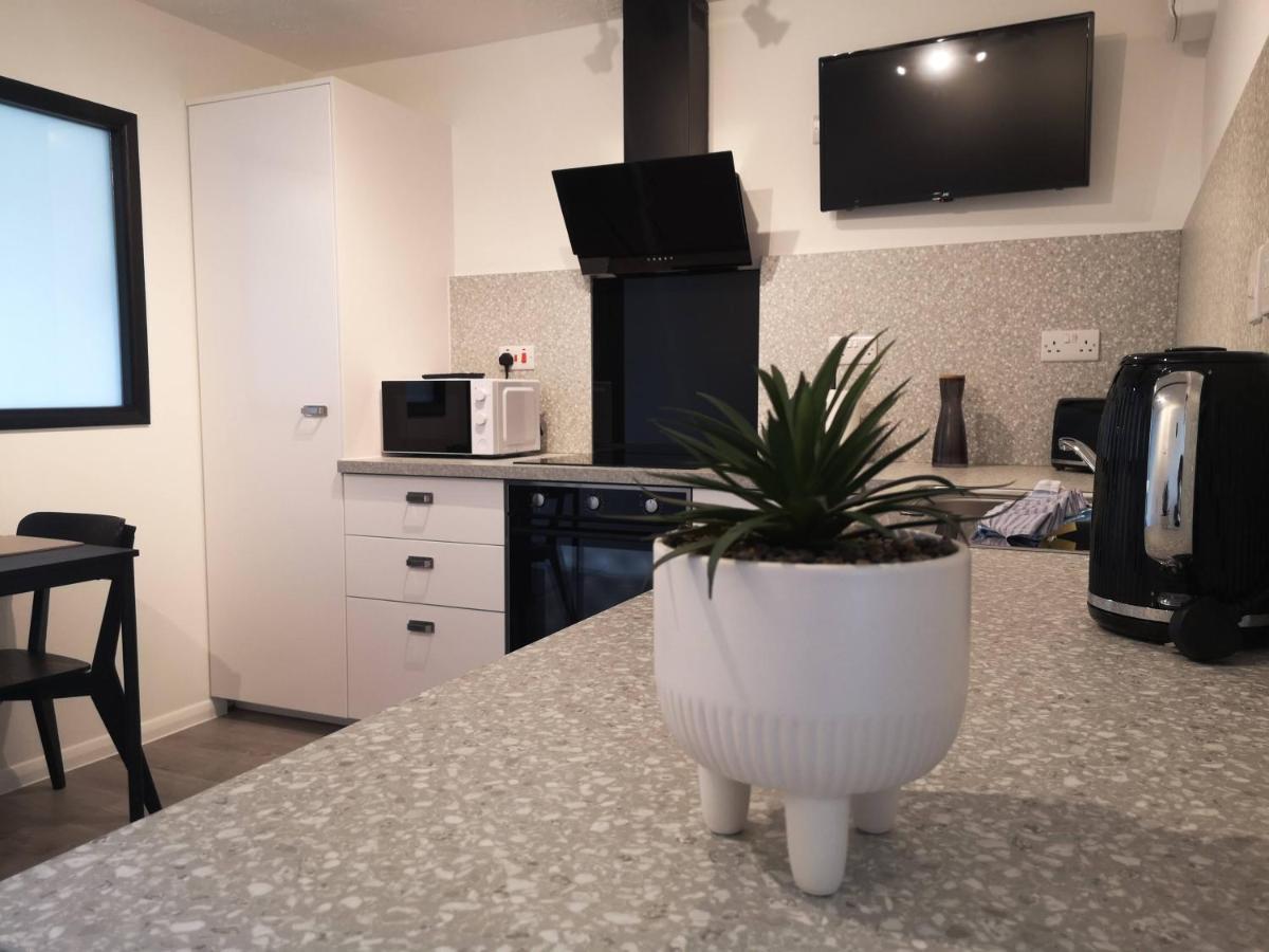 Eastcliff Escape Folkestone Apartment Exterior photo